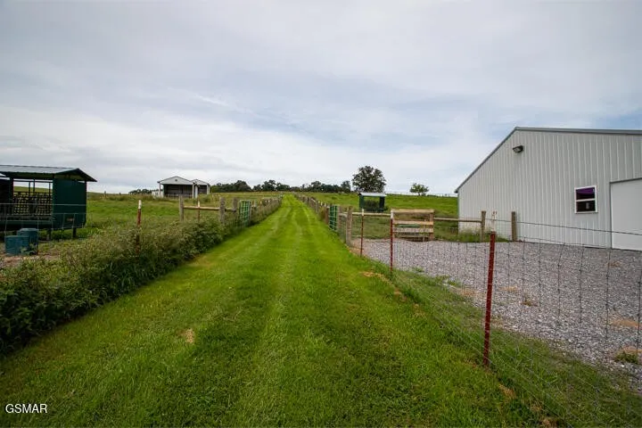1917 Valley Home Road Dandridge, TN 37725