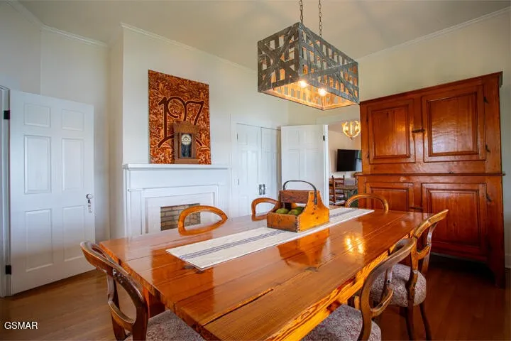 1917 Valley Home Road Dandridge, TN 37725