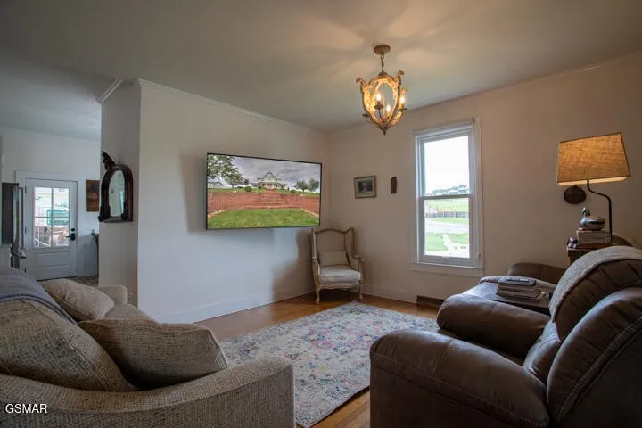1917 Valley Home Road Dandridge, TN 37725