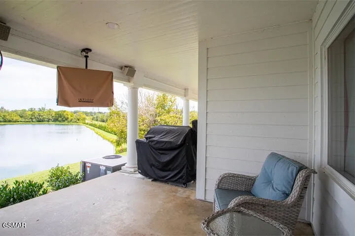 1917 Valley Home Road Dandridge, TN 37725