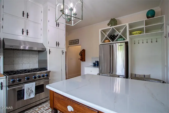 1917 Valley Home Road Dandridge, TN 37725