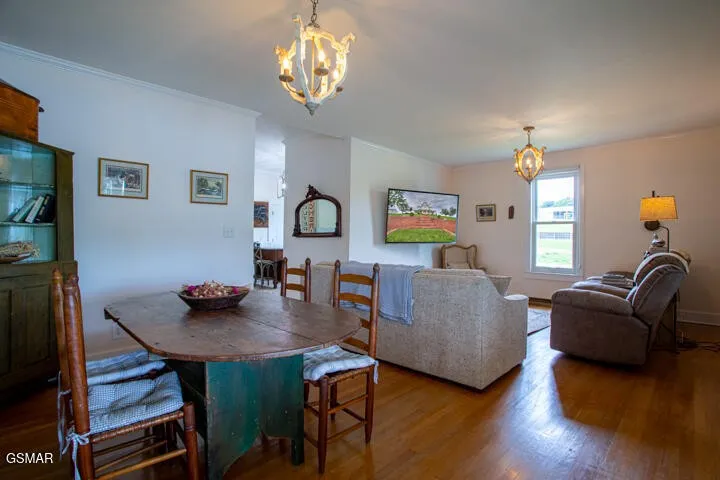 1917 Valley Home Road Dandridge, TN 37725
