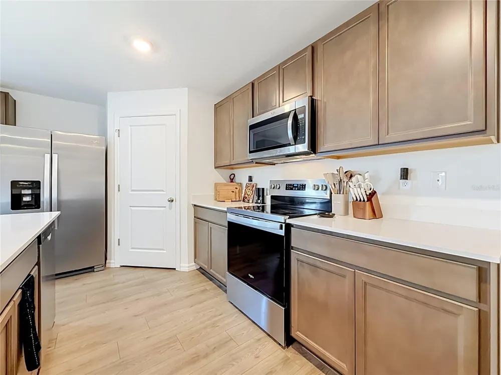 38407 TEA ROSE AVENUE Zephyrhills, FL 33540