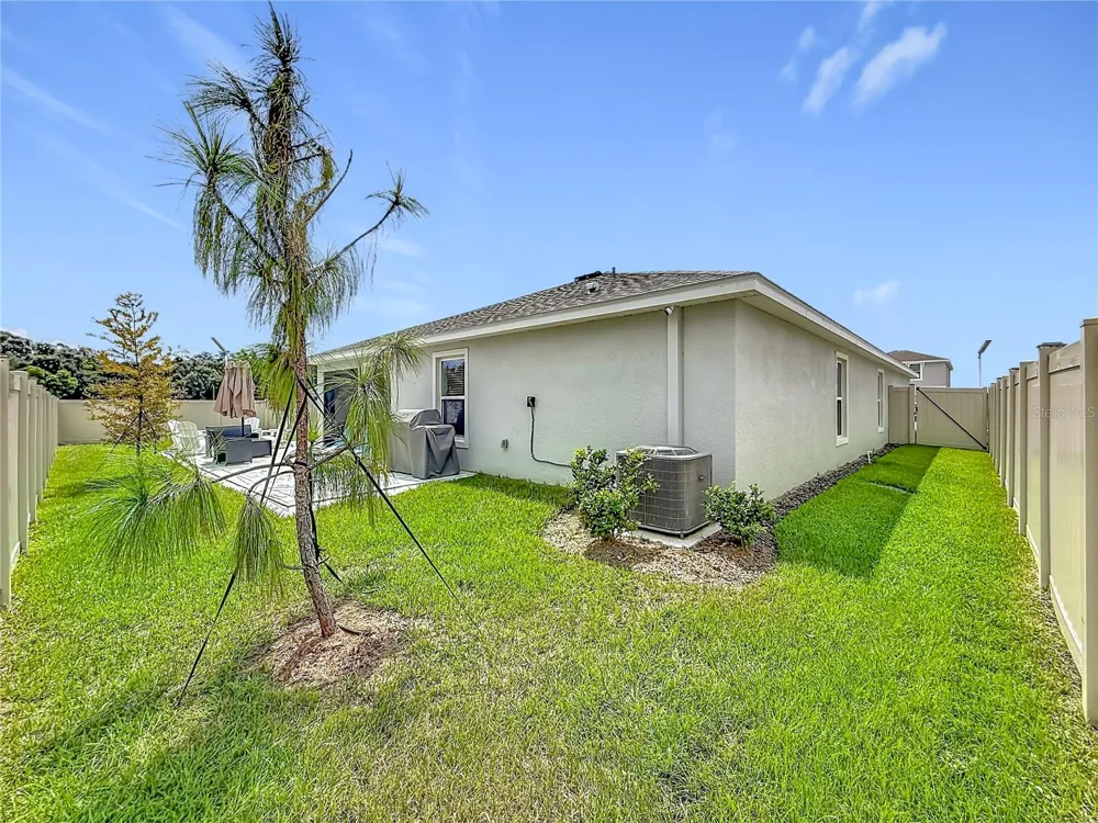 38407 TEA ROSE AVENUE Zephyrhills, FL 33540