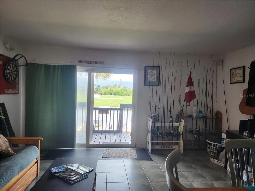200 MERES BOULEVARD #19 Tarpon Springs, FL 34689