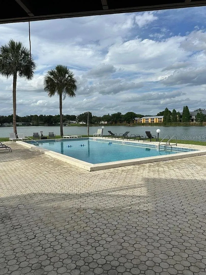 1920 E EDGEWOOD DRIVE #K9 Lakeland, FL 33803