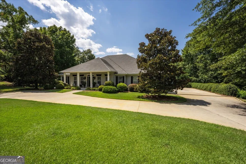 117 Lake Pointe DR Macon, GA 31210