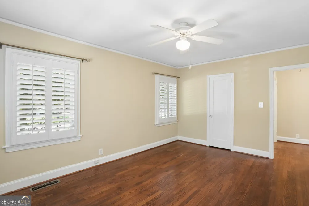 266 Midvale DR NE Atlanta, GA 30342