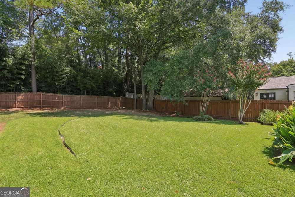 266 Midvale DR NE Atlanta, GA 30342