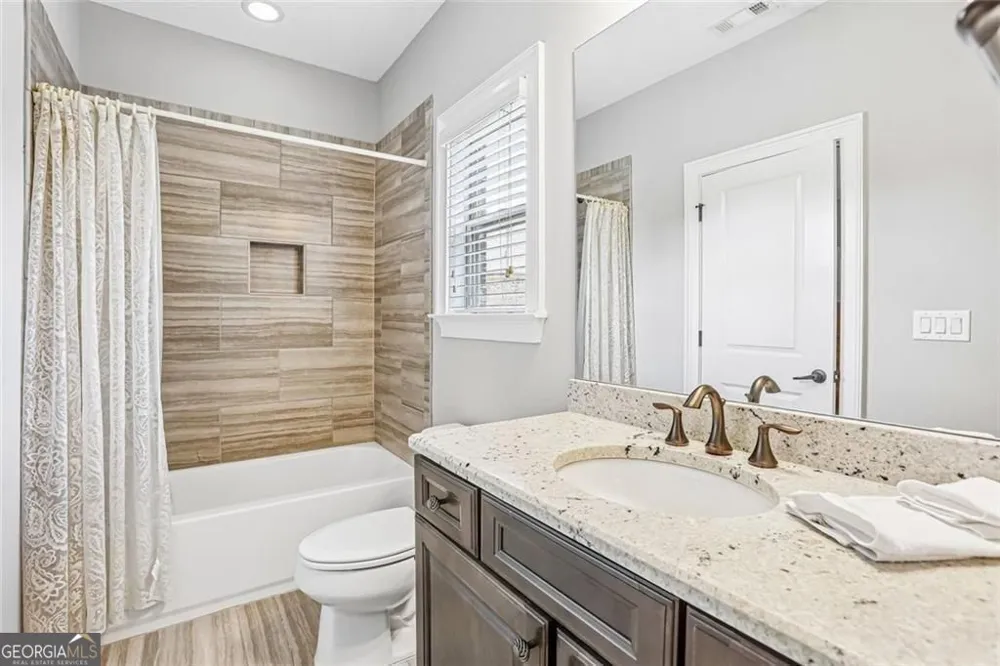 3775 Jodeco CIR Cumming, GA 30040