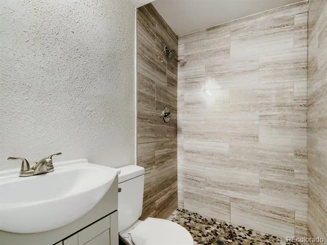 1635 W Florida Avenue Denver, CO 80223