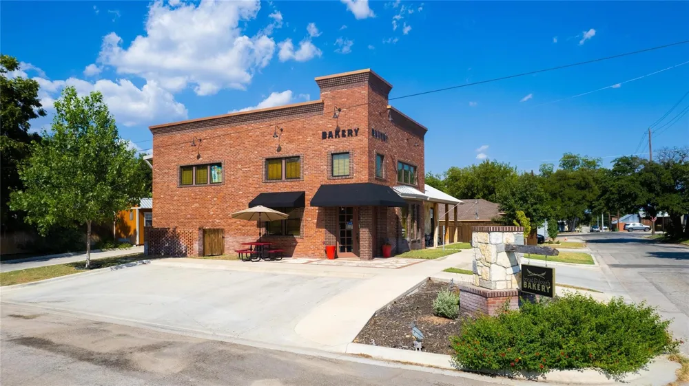 301 E Brown Street San Saba, TX 76877