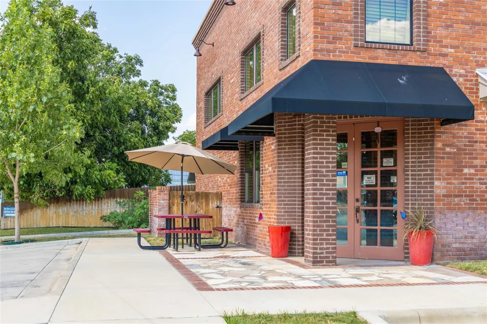 301 E Brown Street San Saba, TX 76877