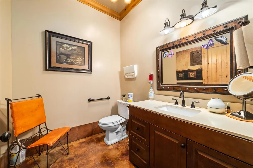 301 E Brown Street San Saba, TX 76877