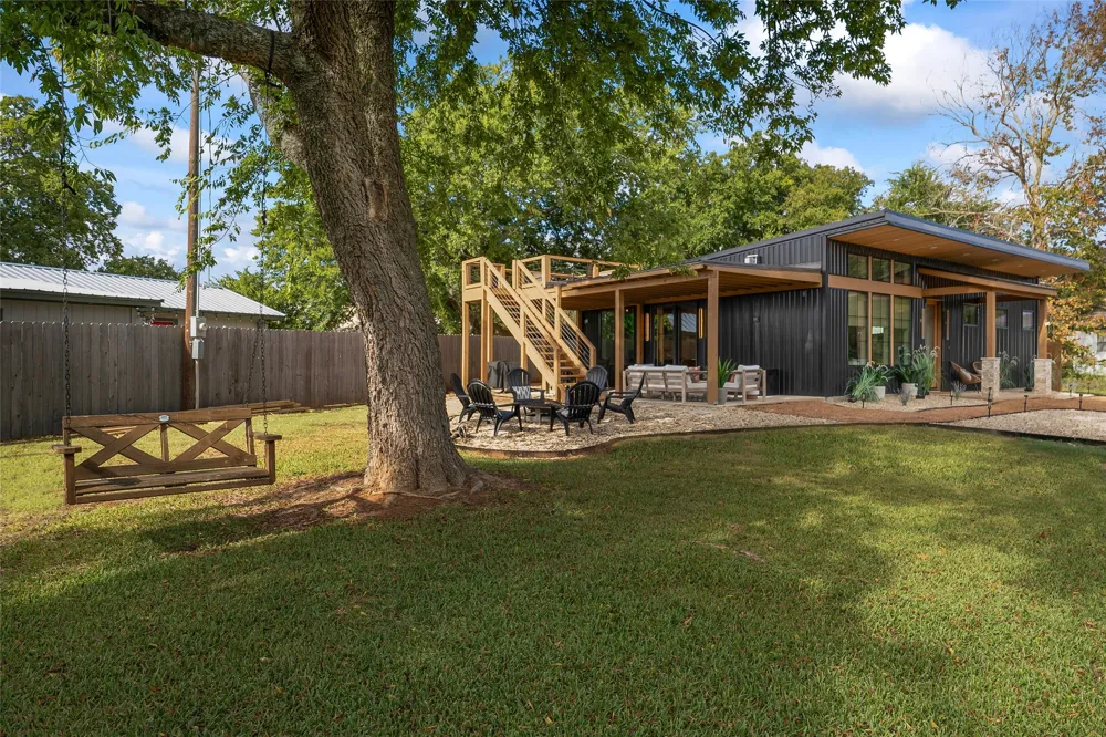 118 Bayside Circle Gainesville, TX 76240