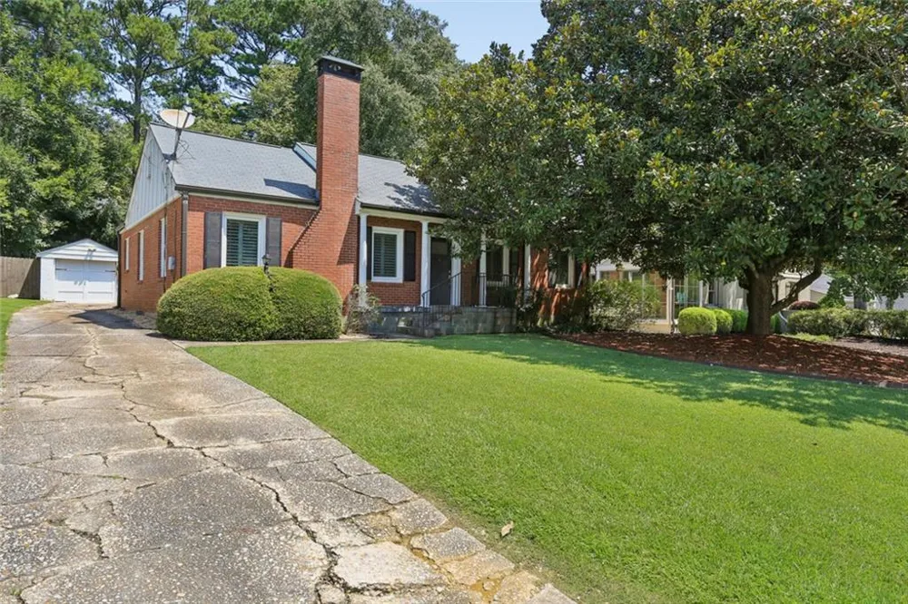 266 Midvale Drive NE Atlanta, GA 30342