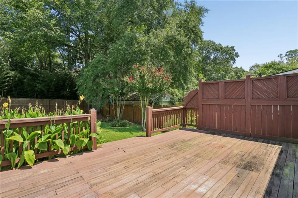 266 Midvale Drive NE Atlanta, GA 30342