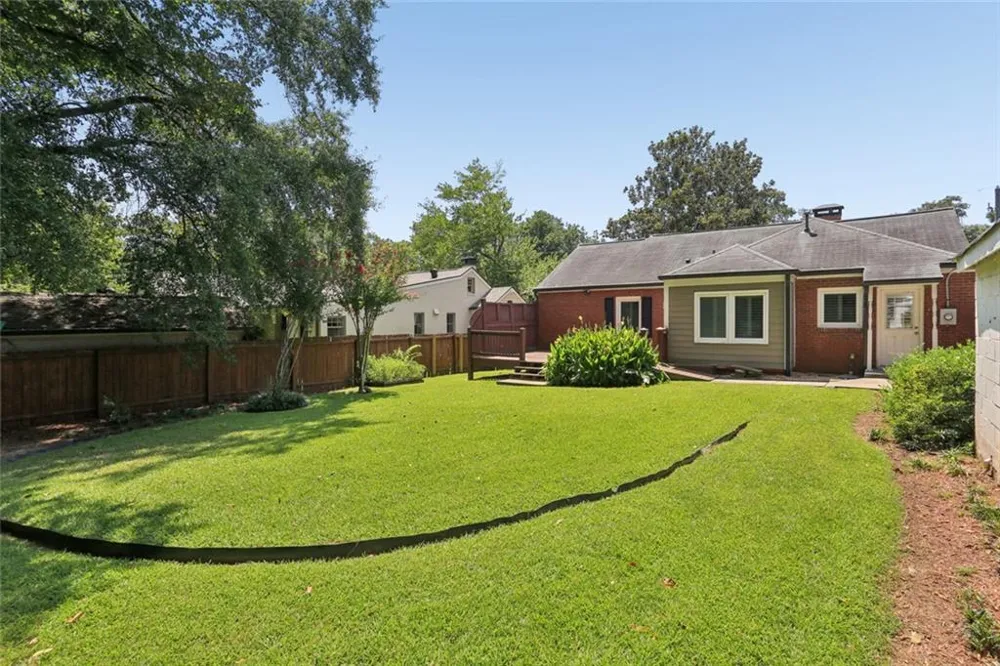 266 Midvale Drive NE Atlanta, GA 30342