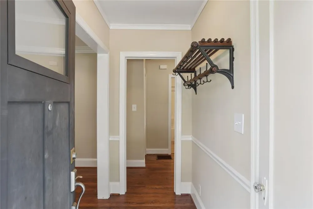 266 Midvale Drive NE Atlanta, GA 30342