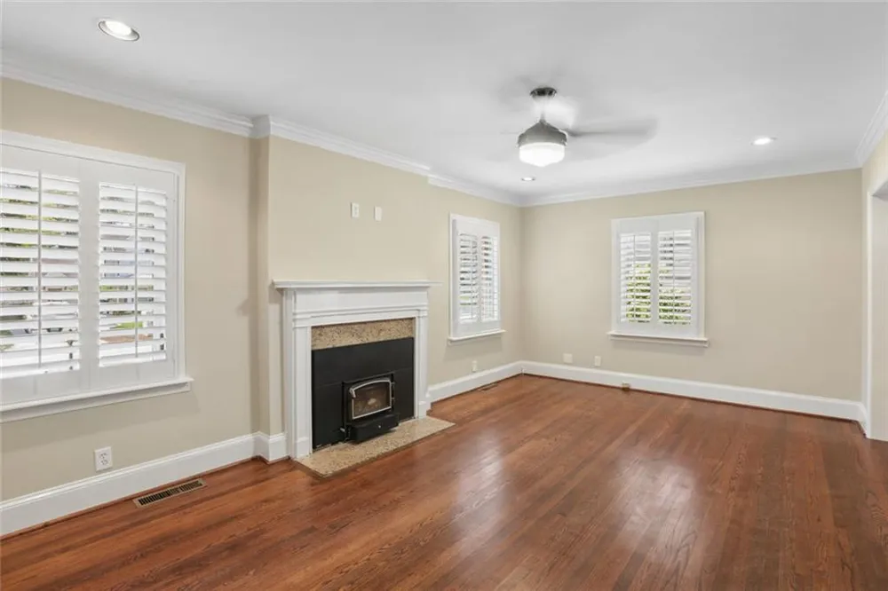 266 Midvale Drive NE Atlanta, GA 30342