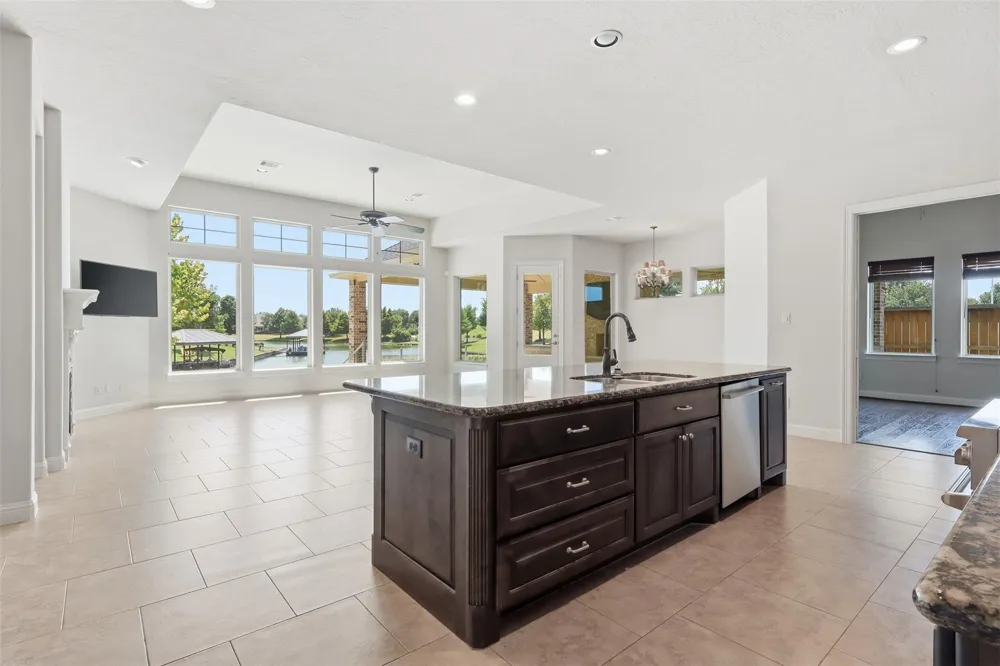 9806 Reflection Point Drive Cypress, TX 77433