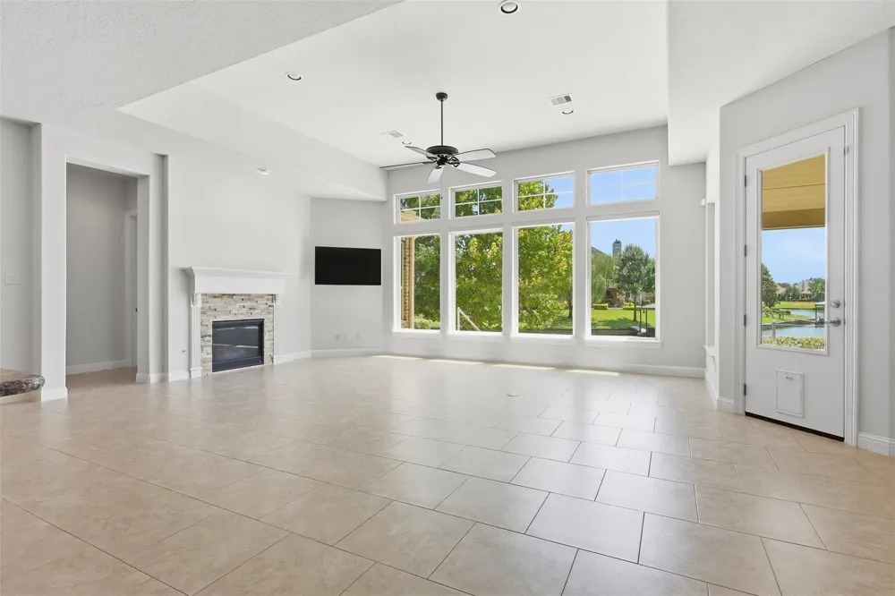 9806 Reflection Point Drive Cypress, TX 77433