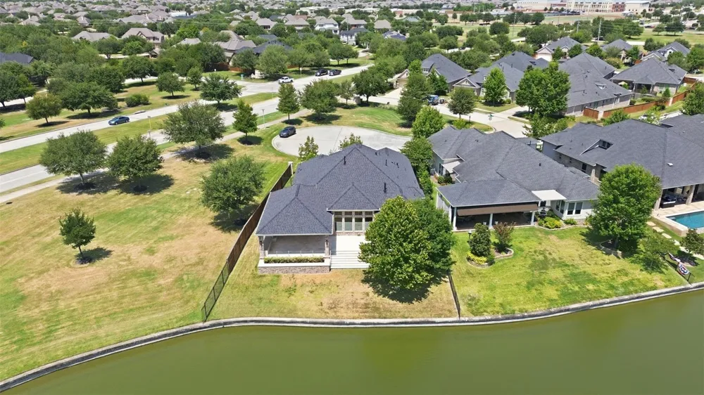 9806 Reflection Point Drive Cypress, TX 77433