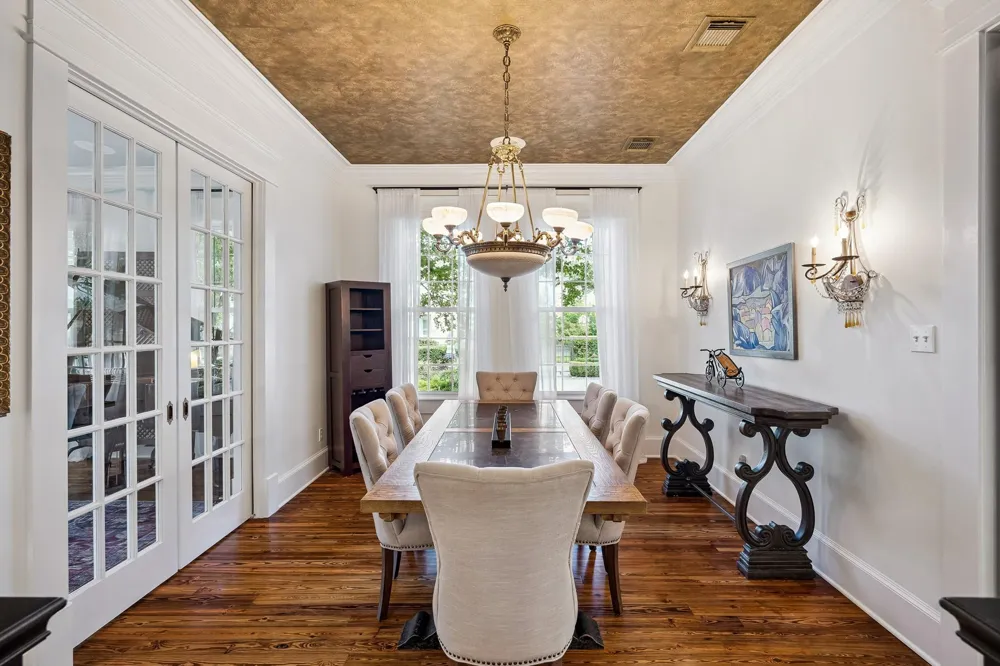 216 E 26th Street Houston, TX 77008
