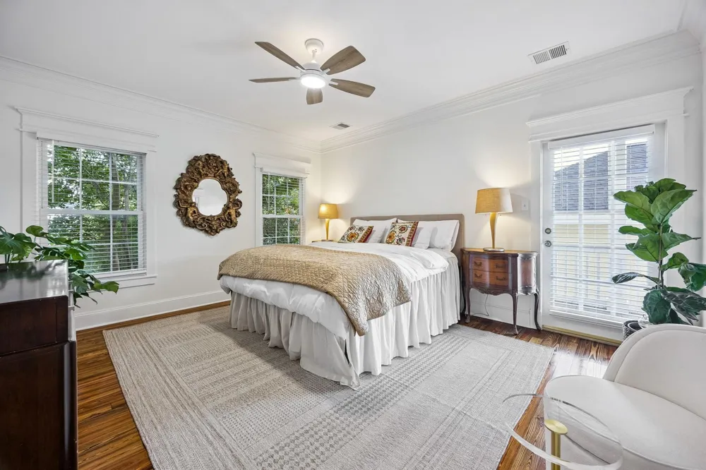 216 E 26th Street Houston, TX 77008