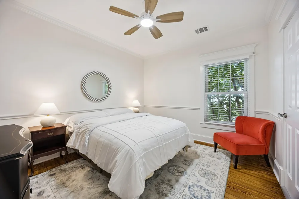 216 E 26th Street Houston, TX 77008