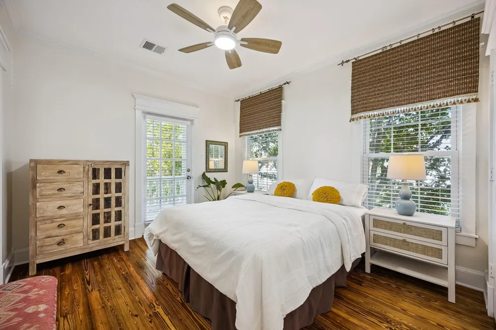 216 E 26th Street Houston, TX 77008