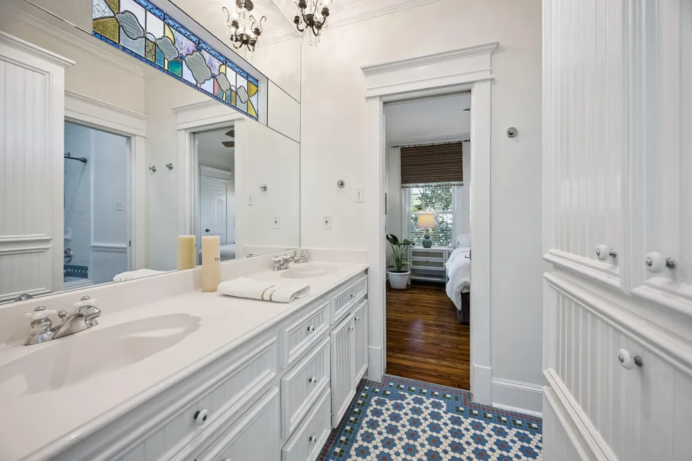 216 E 26th Street Houston, TX 77008