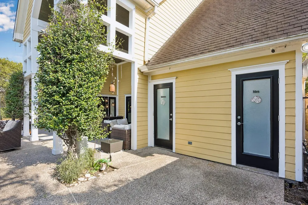 216 E 26th Street Houston, TX 77008