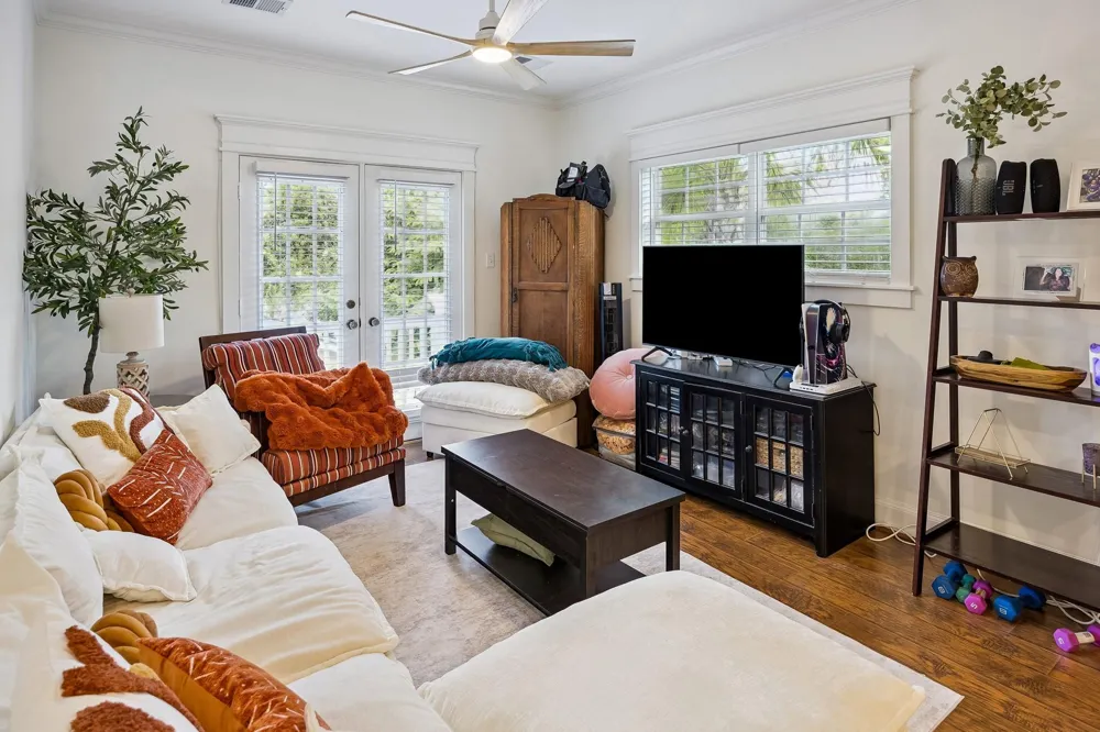 216 E 26th Street Houston, TX 77008