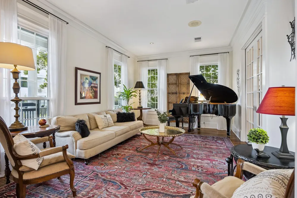 216 E 26th Street Houston, TX 77008