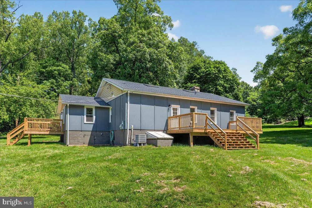 315 EAGLE ROCK LANE Bluemont, VA 20135