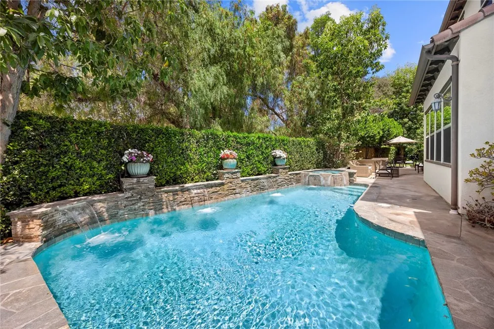12 Calle Altea San Clemente, CA 92673