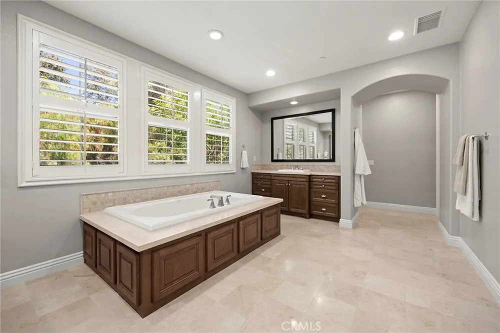 12 Calle Altea San Clemente, CA 92673