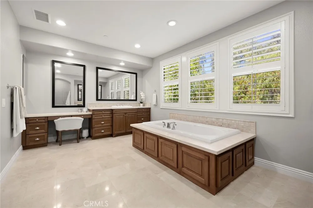 12 Calle Altea San Clemente, CA 92673