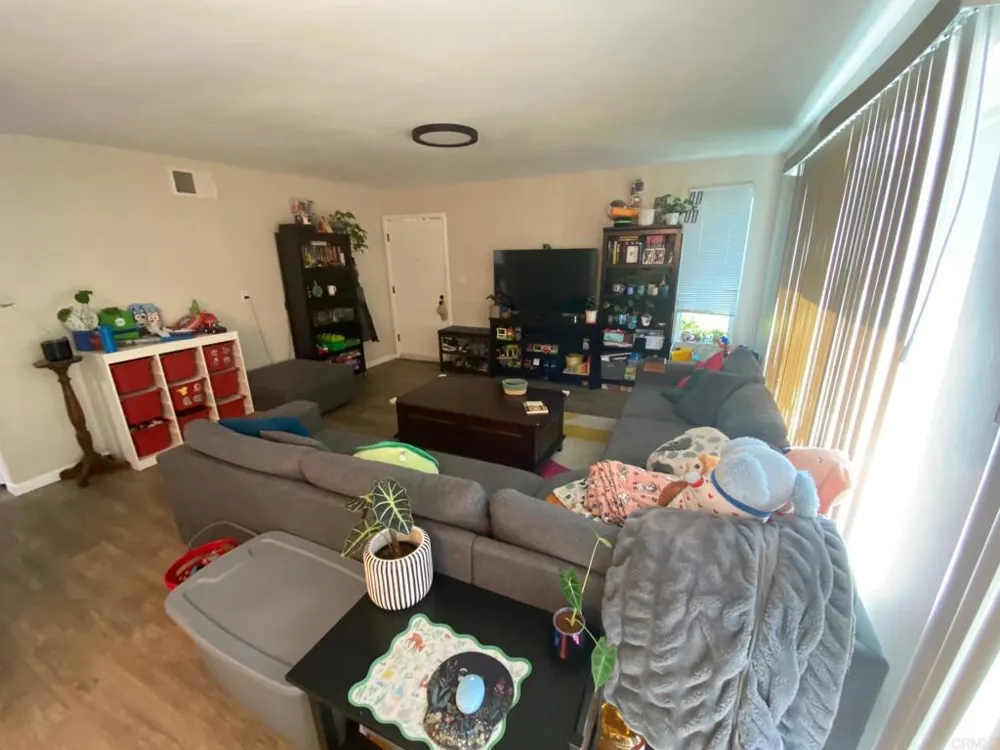 1651 S Juniper Street S #194 Escondido, CA 92025