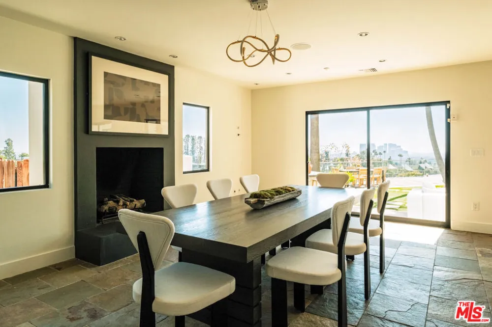1185 Loma Linda Drive Beverly Hills, CA 90210