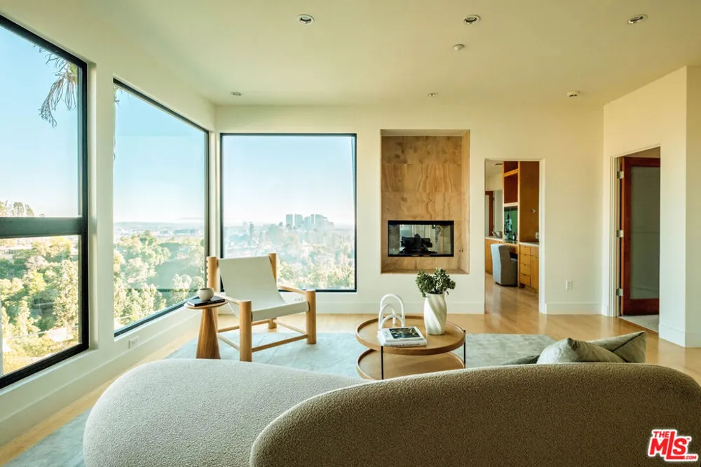 1185 Loma Linda Drive Beverly Hills, CA 90210