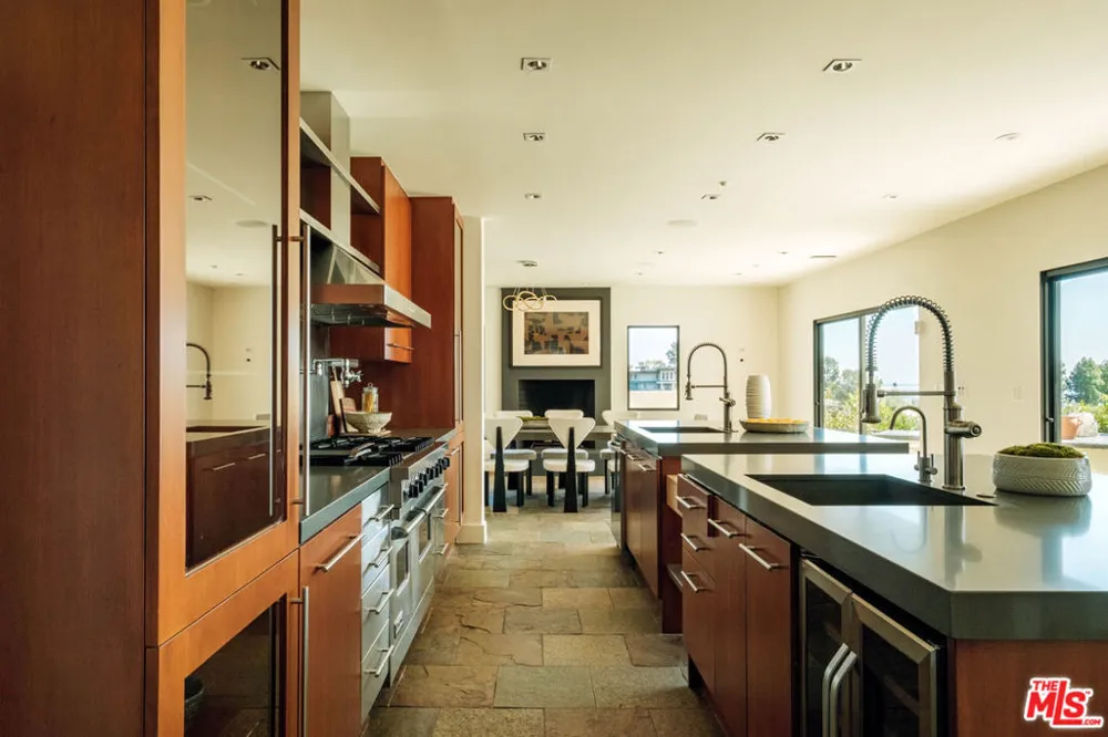 1185 Loma Linda Drive Beverly Hills, CA 90210