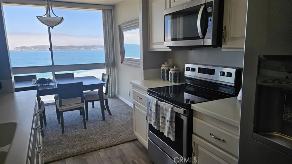 1720 Avenida Del Mundo #1103 Coronado, CA 92118