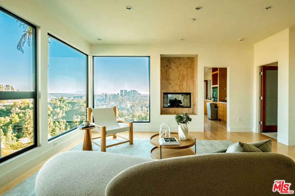 1185 Loma Linda Drive Beverly Hills, CA 90210