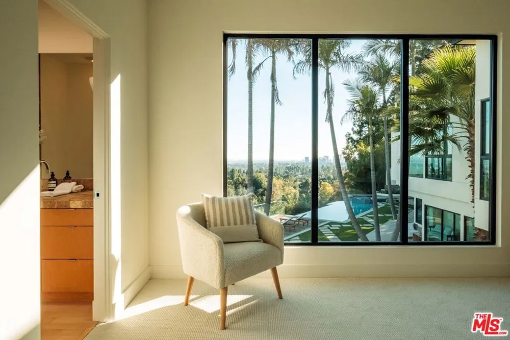 1185 Loma Linda Drive Beverly Hills, CA 90210