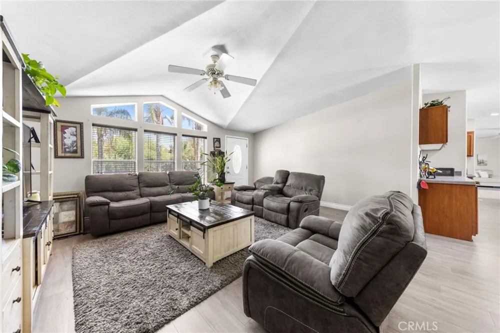 31559 Wolfskill Nuevo, CA 92567