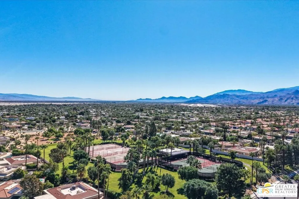 1241 S Sunflower Circle Palm Springs, CA 92262
