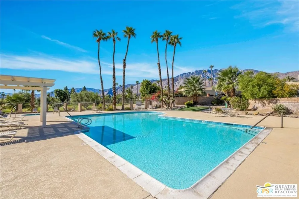 1241 S Sunflower Circle Palm Springs, CA 92262