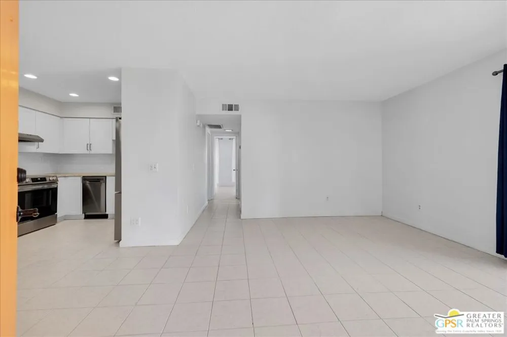 1241 S Sunflower Circle Palm Springs, CA 92262